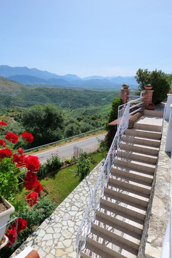 Landscape Appartement Nivice Buitenkant foto