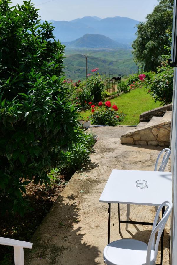 Landscape Appartement Nivice Buitenkant foto