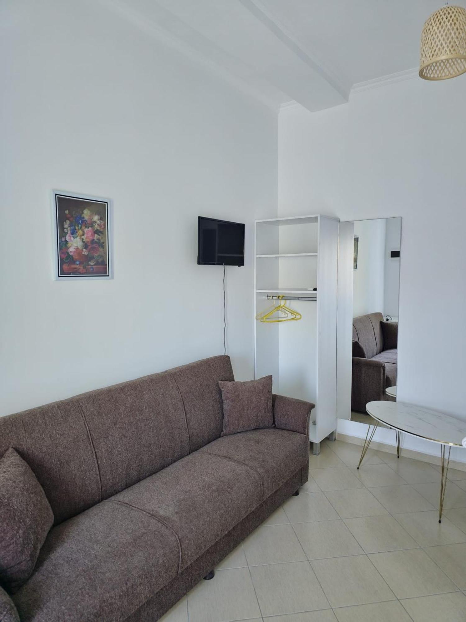 Landscape Appartement Nivice Buitenkant foto