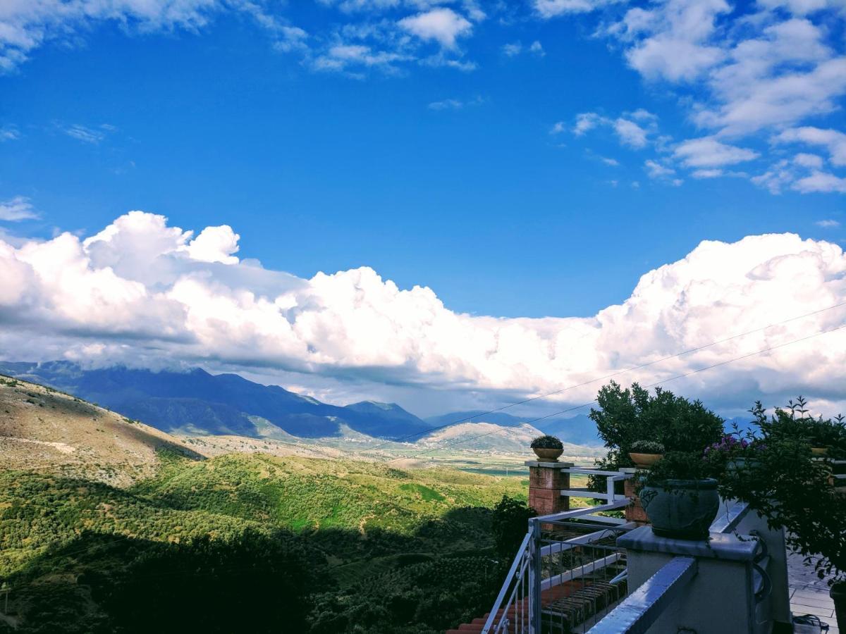 Landscape Appartement Nivice Buitenkant foto